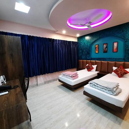 Hotel Aloka Residency Calcutta Buitenkant foto