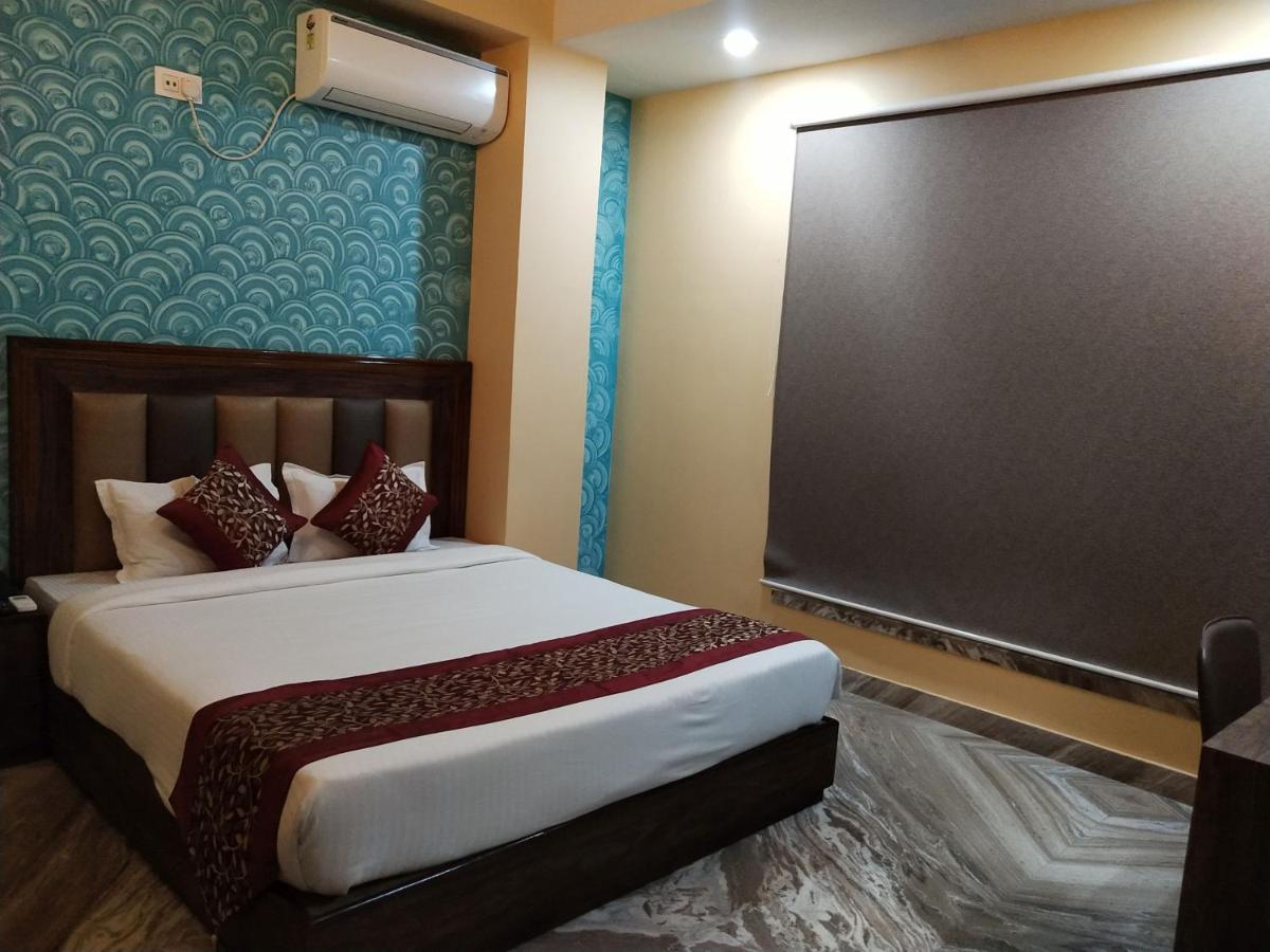 Hotel Aloka Residency Calcutta Buitenkant foto