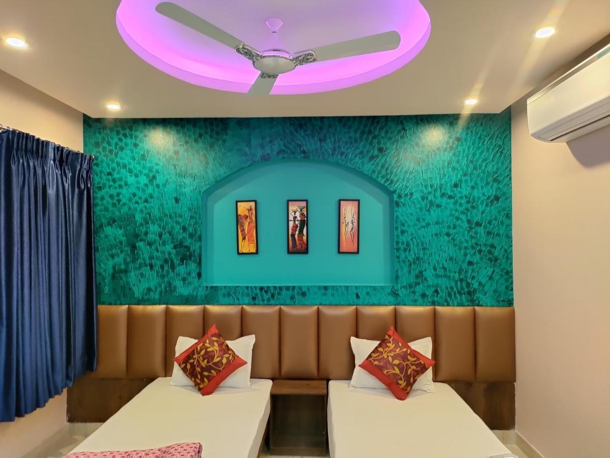 Hotel Aloka Residency Calcutta Buitenkant foto
