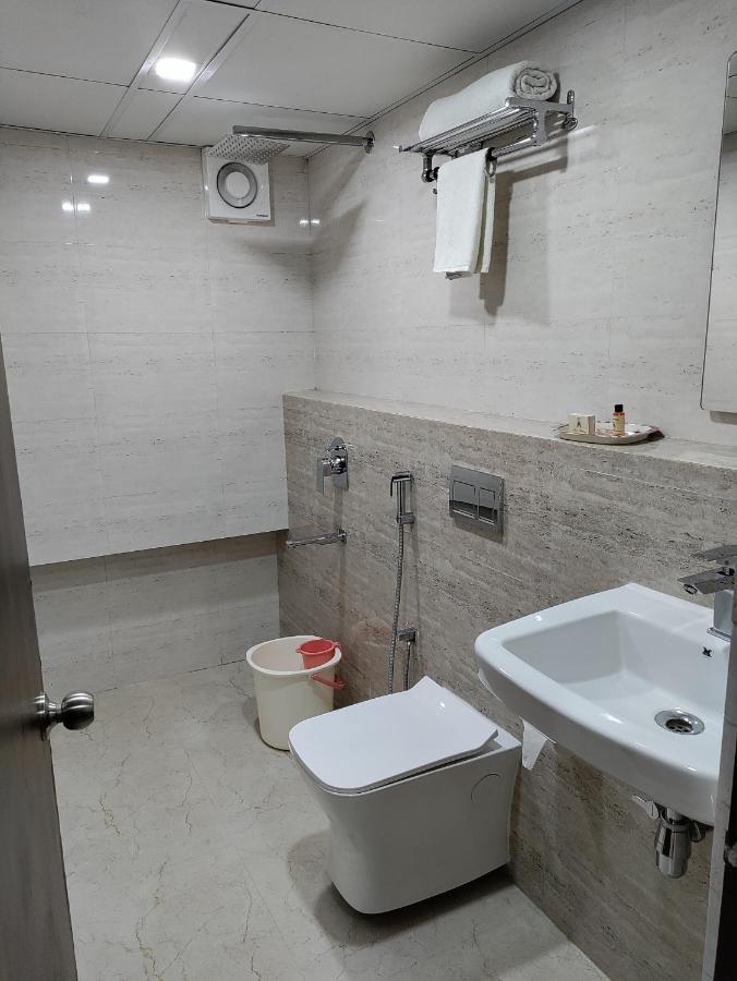 Hotel Aloka Residency Calcutta Buitenkant foto
