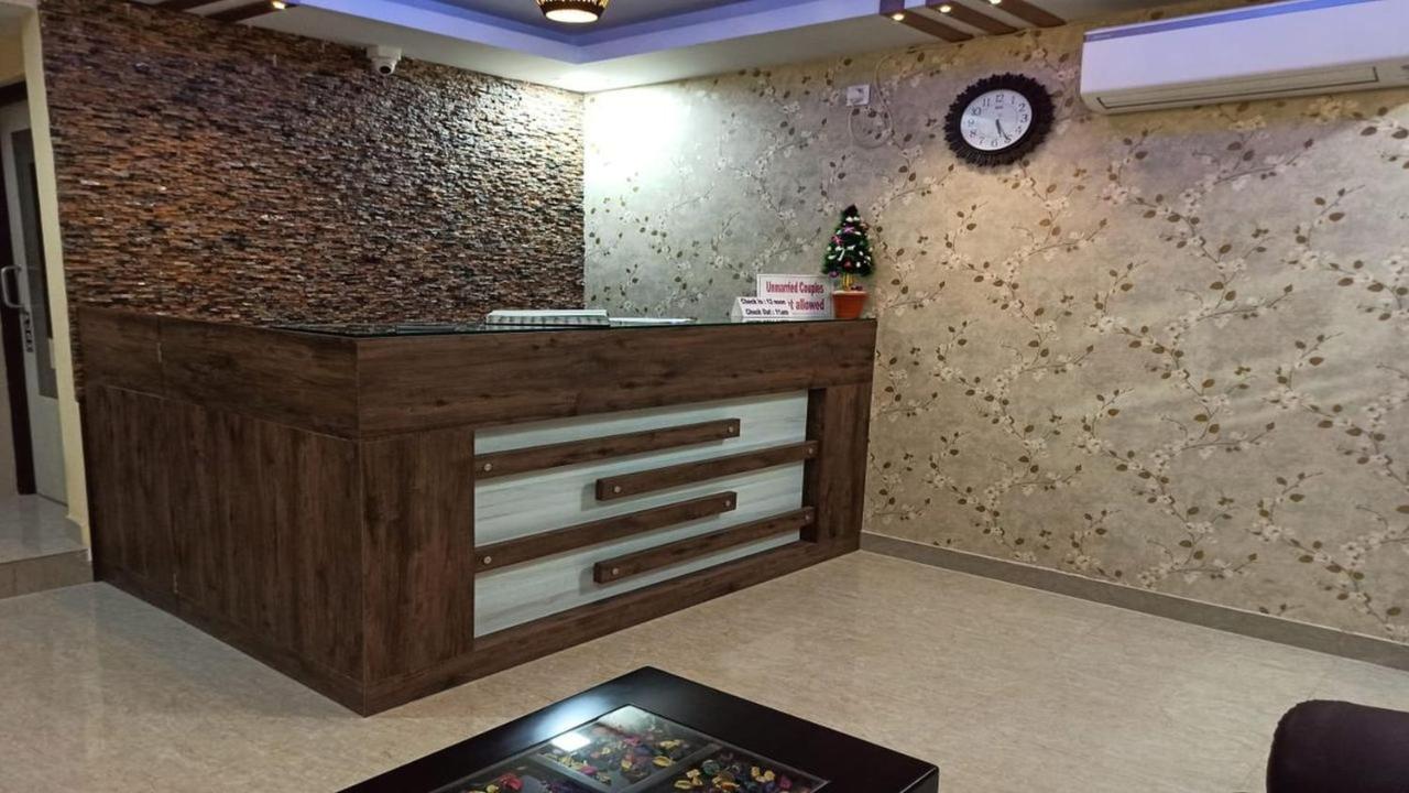 Hotel Aloka Residency Calcutta Buitenkant foto