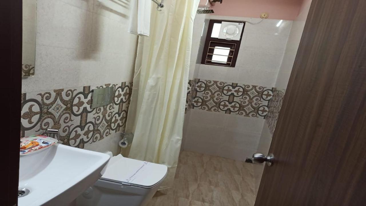 Hotel Aloka Residency Calcutta Buitenkant foto
